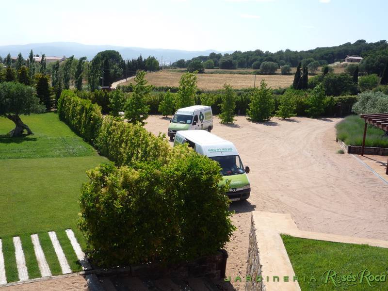 JardineriaRosesRoca13