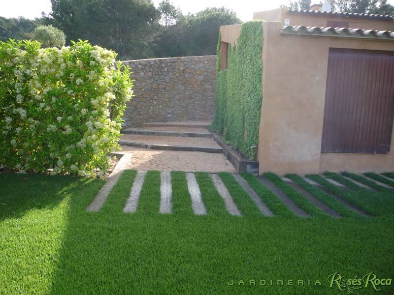 JardineriaRosesRoca77